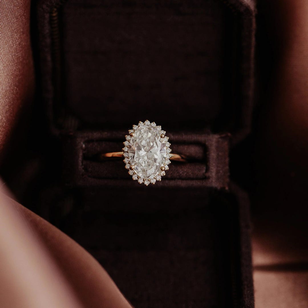 3 CT Oval Cut Moissanite Engagement Ring, 14K Solid Gold Bridal Ring - Etsy