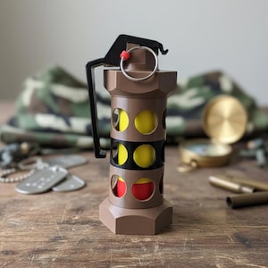 Lebensgroße CS2 Blendgranate Replica - CSGO Gamer Geschenk & Cosplay Requisite