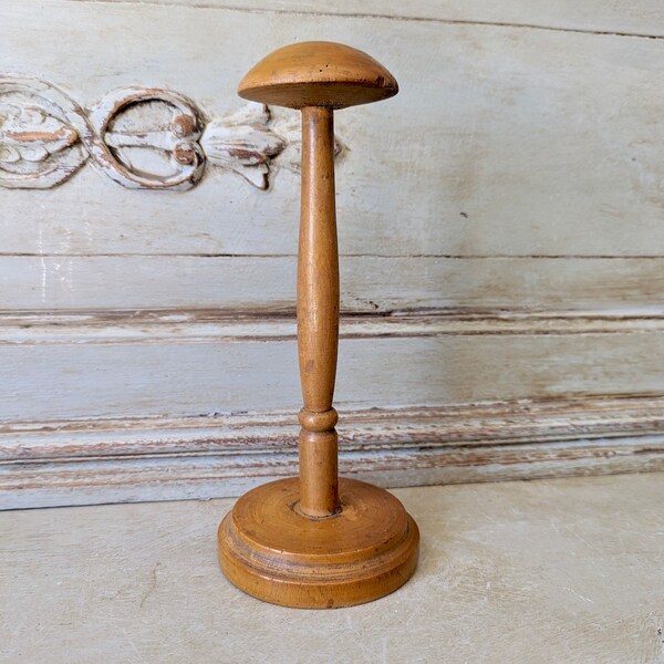 French Vintage Turned Wood Hat Stand, Milliner, Wooden Hat Holder, Hat Rack, Wig holder, French Brocante   6193