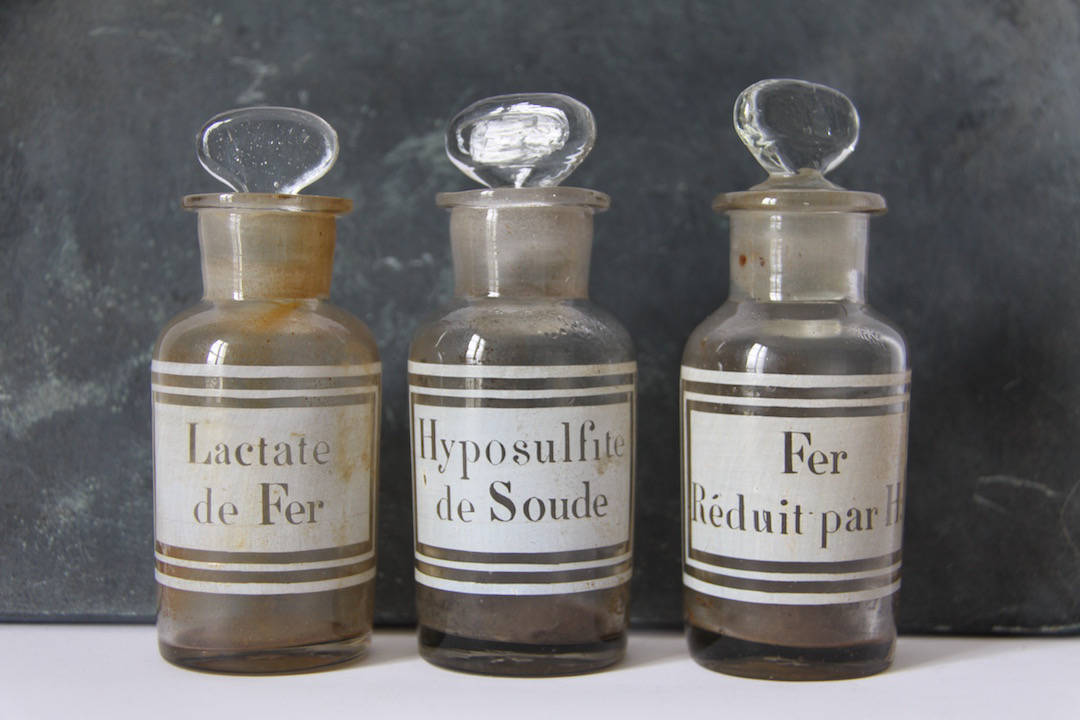 Antique Français Verre Apothecary Jar Pharmacy Bottle. Antique Soufflé à La Bouche. Étiquettes en Ém