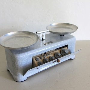 Antique French Enamel Kitchen Scales GRAY Enamel and Aluminium, Torix 1950s, Kitchen Balance, Weighing Machine, French Brocante