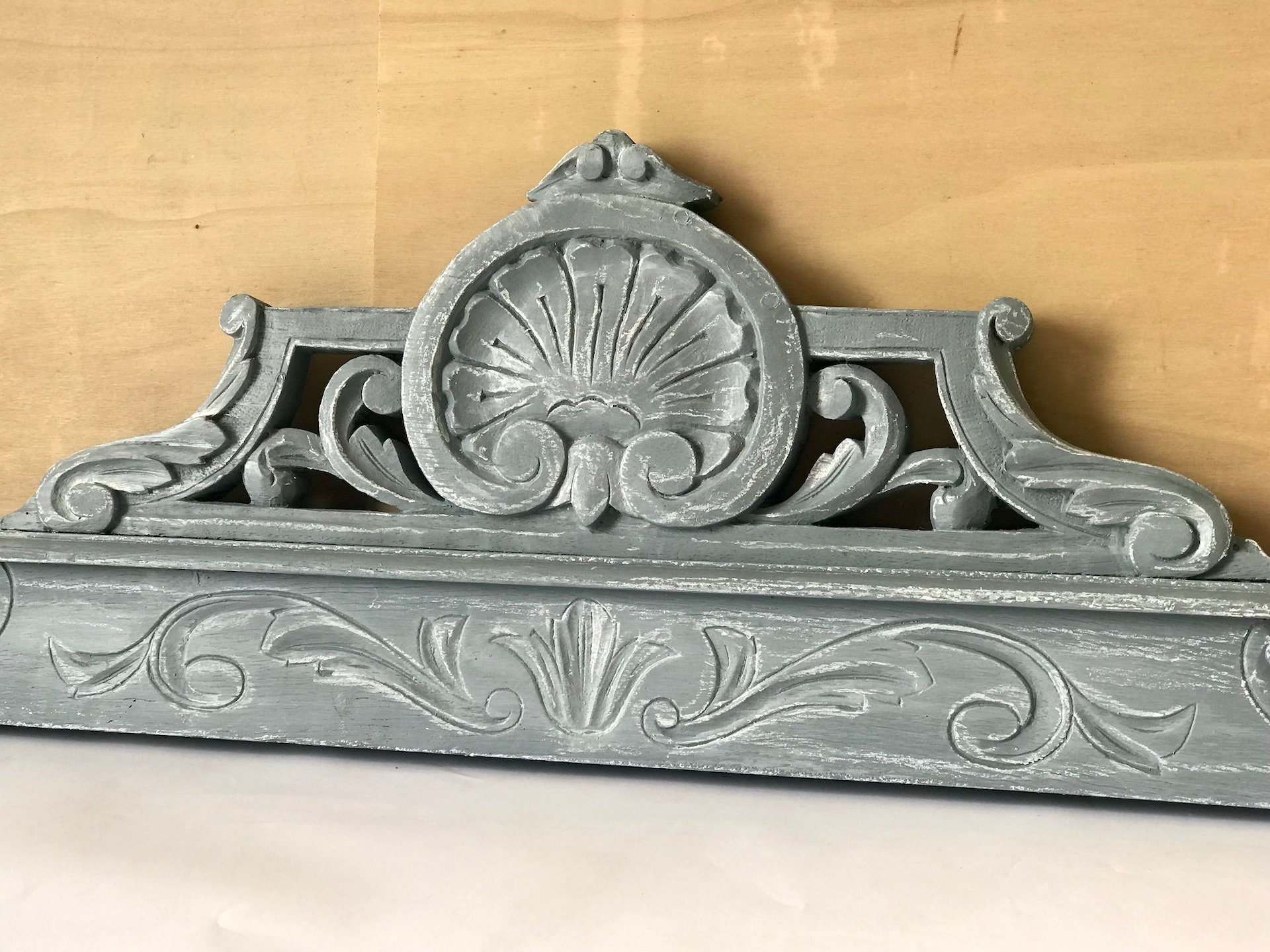 Français Ancien Fronton en Bois, Porte, Armoire, Décoration de Lit, Français Antique Fronton