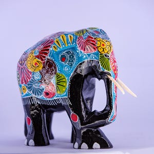 手彫りの象の彫刻 - 高品質エボニー製アート作品（スリランカ製） Sri lankan sculpture - Etsy 日本
