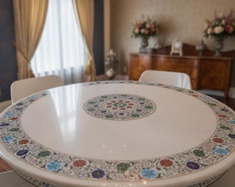 Piano del tavolo da pranzo rotondo in marmo bianco, intarsio in Pietra Dura, motivo floreale in pietra semipreziosa, marmo Agra fatto a mano, dimensioni personalizzate disponibili
