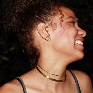 90&#39;s Style Very Thin Metal Choker Necklace (Gold, Brass & Silver Options)