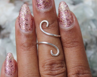 Twisted Coil Silver Midi Ring