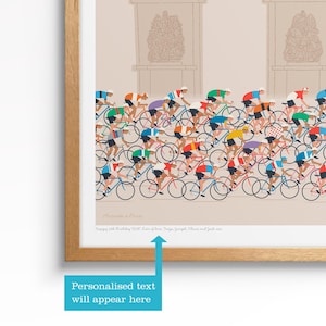 Pu&ograve; includere: Una stampa incorniciata di un'illustrazione colorata di ciclisti in una gara. La stampa ha uno sfondo marrone chiaro e il testo "Assam&eacute; & Paras" e "Happy 30th Birthday Will! Lots of love, Fran, Joseph, Chloe and Jack xxx" in basso.