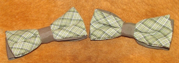 Pair 50s  Boys Bowties Sage & Brown Plaid Clip On… - image 1