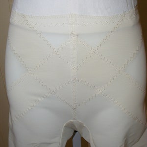 Vintage Playtex Secrets Moderate Control Tummy Trimming Long Leg Girdle  With Lace Inserts Peach Small 2526 