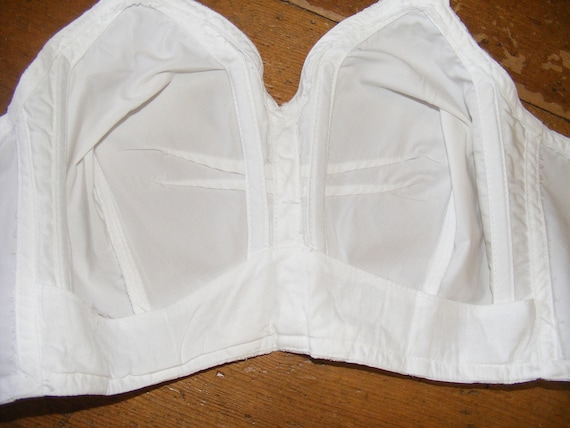 1950s Bullet Bra 32B Elees Foundations White Cotton Vintage Lingerie  Deadstock -  Canada