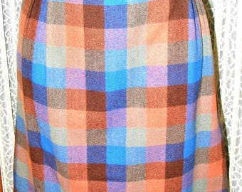 Gonna anni '60 in lana scozzese blu marrone silhouette sottile S vita 26"
