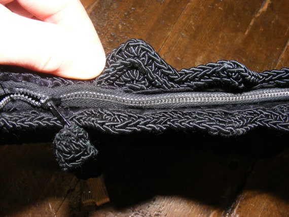 30s Handbag Gimp Crochet Clutch Bag Lg Lucite Dec… - image 4