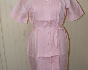 1960s Shirt Dress Poly Cotton Pink Tie Belt Deadstock in Bag 42x42x44