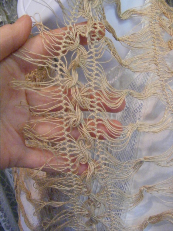 Victorian Shawl Hand Knotted Lace Scarf Shawl Wra… - image 8