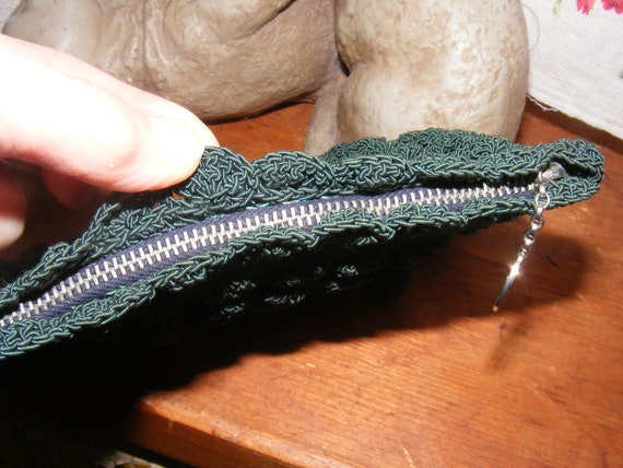 1940s Gimp Crochet Clutch Bag Vintage Green Clutc… - image 4