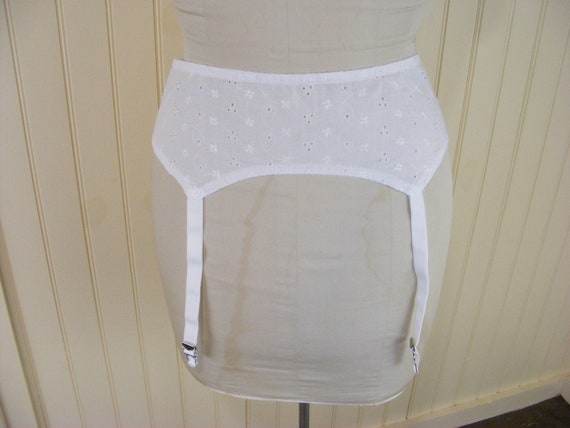 60s Garter Belt CROWNETTE Sz40 4060 Deadstock Vintage Lingerie Girdle Corset  Eyelet -  Canada