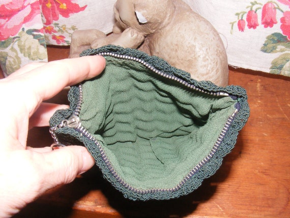 1940s Gimp Crochet Clutch Bag Vintage Green Clutc… - image 5