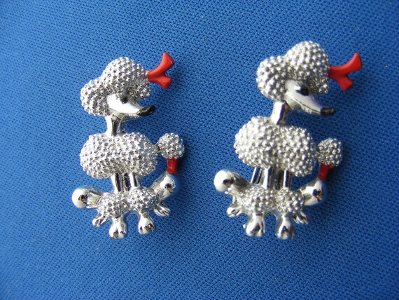 Pair 50s Scatter Pins Silver Poodles w/ Red Bows … - image 4