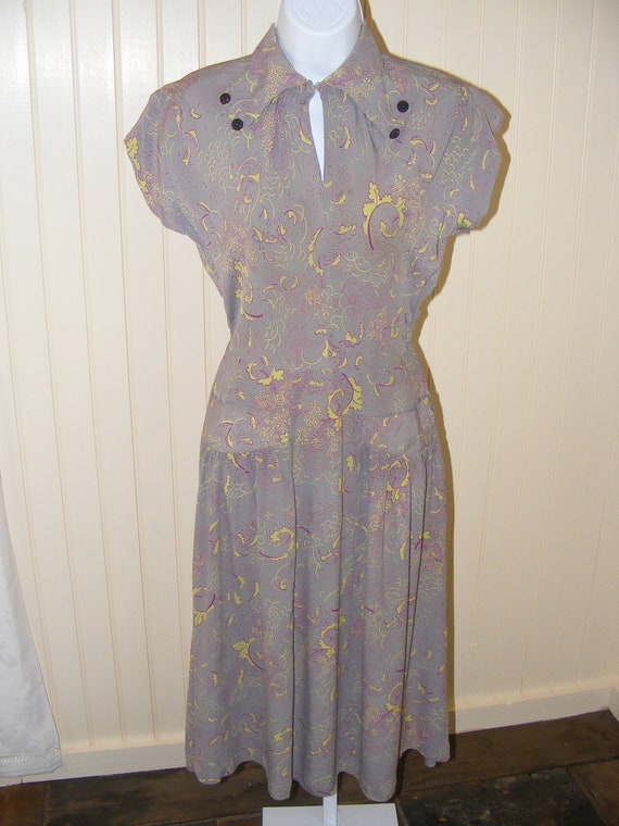 40s Rayon Dress Gray Chartreuse Magenta Vintage 19