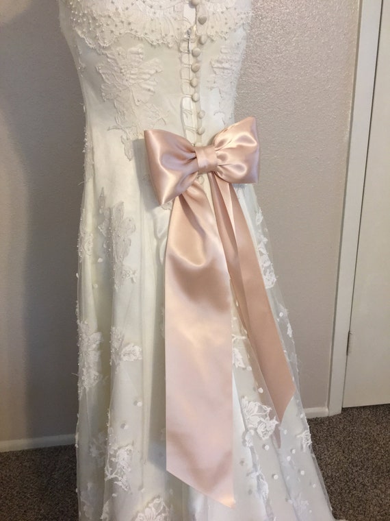 Blush Wedding Dress Bow On A Pin Back Big Wedding Gown Bow Etsy