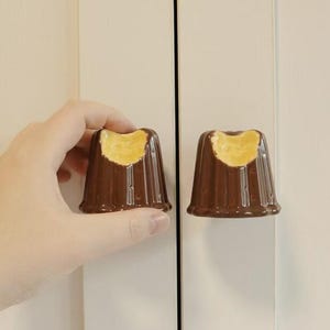 Handmade Ceramic Canelé Knob, French Pastry Drawer Pull, Dessert Door Handle, Bakery Decor