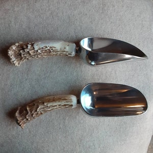 Scoop suitable for ice,, flour, pet food spices, soup mix and more with real deer antler handle holds 5 Oz.