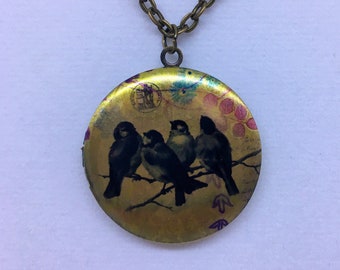 BIRDS on a Branch DESIGN LOCKET Pendant Necklace / Nostalgic Design Picture Locket  / Momento Keepsake necklace  / Gift Boxed /