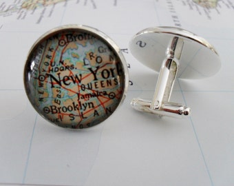 Custom Map Cufflinks / Groomsmen Gift / You Pick the Location / Silver map cufflinks / Vintage map Cuff Links / Personalized gift Gift boxed