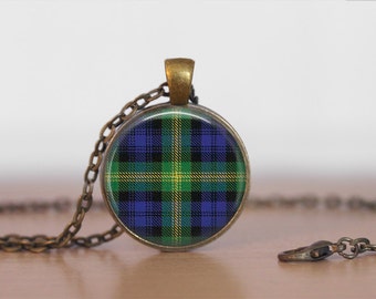 GORDON TARTAN Pendant Necklace / Scottish Plaid Jewelry / Ancestral Jewellery / Gordon Clan /  Family Jewelry / Personalized Gift / boxed