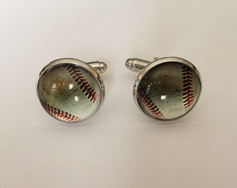 BASEBALL Cufflinks / Baseball player gift / Groomsmen Gift / Gift for Him / Sports Fan gift / Ball / Gift boxed