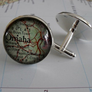 OMAHA Nebraska Carte Silver CUFF LINKS / Omaha carte Boutons de manchette / Groomsmen Cadeau / cadeau personnalisé pour lui / boutons de manchette carte personnalisée / bijoux carte