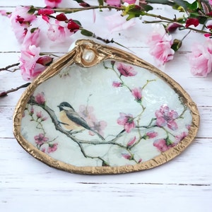 Decoupage Clam Shell Trinket Dish with Genuine Pearl / Bird & Cherry Blossoms / March birth flower Sakura /gift boxed