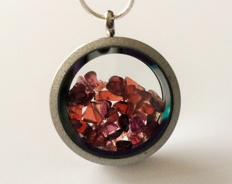 RAW GARNET Filled LOCKET/ Gemstone Filled Pendant Necklace / January Birthstone / Garnet Chips locket / Capricorn Aquarius Gift