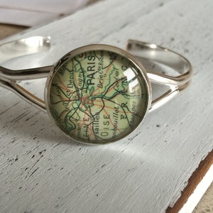 CUSTOM MAP Cuff BRACELET / Any City or Country / Gift for Her / Personalized Gift /Travel Souvenir / Silver or Antique Bronze / Gift Boxed