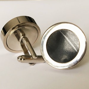 VINYL RECORD Cufflinks / Recycled cuff links / Genuine Vinyl record / Musician DJ Gift / Upcycled / Unique Gift for Him / Gift Boxed