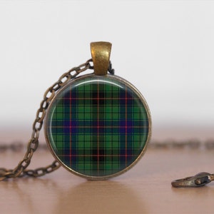DAVIDSON TARTAN Pendant Necklace / Scottish Tartan Jewelry / Ancestral Jewellery / Davidson Clan /  Plaid Jewelry / Personalized Gift /