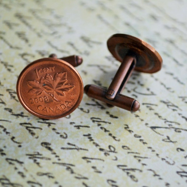 CANADIAN PENNY Cufflinks / you pink the year / Copper cufflinks /  Custom /  7th Anniversary gift / Groomsmen Gift / Personalized Gift