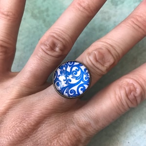 Blue and White Glass Cabochon Ring inspired by vintage china designs