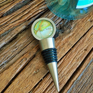 CUSTOM MAP Wine STOPPER / Any Location / Hostess Gift / Housewarming gift / Wedding Favor / Wine Lover Gift / Travel Souvenir / bottle stop image 1