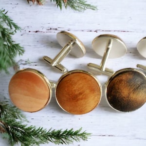 WOODEN CUFFLINKS / silver/ Rustic Wedding / Country Wedding / Groomsmen Gift / Carpenter Gift / Choice of Color / Mens Real Wood Cuff Links
