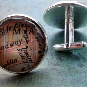 MANHATTAN NY Carte Silver Cuff boutons / New York / Fête des Pères / cadeau groomsmen / Cadeau personnalisé pour lui / Carte Bijoux / Cadeau en boîte