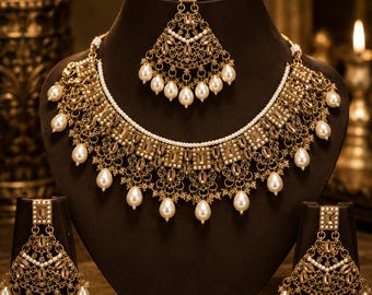 Luxury Pearl Bridal Jewelry Set, Antique Gold Choker Necklace Set with Earrings & Maang Tikka, Indian Wedding Jewelry for Women