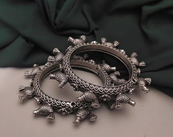 Oxidised Silver Bird Design Bangles (Set of 2)
