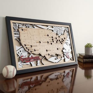 Mappa degli Stati Uniti in legno, regalo per il quinto anniversario - Mappa dello stadio di baseball - Mappa dello stadio MLB - Appendiabiti da parete in legno tagliato al laser - Regali personalizzati