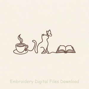 Könnte beinhalten: Eine braune Strichzeichnung einer Katze mit Schmetterling, Kaffeetasse und offenem Buch. Der Text unten lautet "Embroidery Digital Files Download".