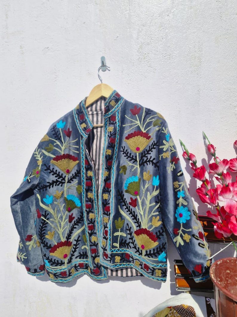 Sujani geborduurd Artwear fluwelen jack voor boho-winteroutfits Pattern 7