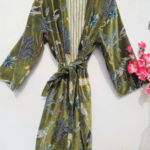 Green Velvet Cotton Kimono Robe, Reversible Kantha Jacket
