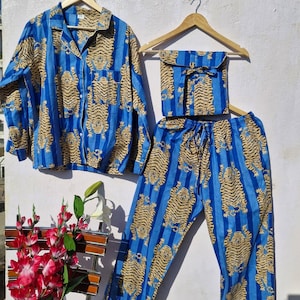 Personalized Pink Cotton Pajama Set | Tiger Print with Tote & Pouch image 12