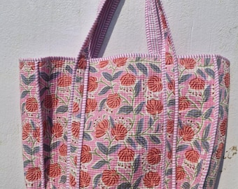 Borsa tote ricamata per damigella d'onore, stampa floreale trapuntata, borsa da spiaggia personalizzata