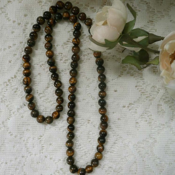 Stunning Vintage Tiger Eye Bead Necklace - Classic Style